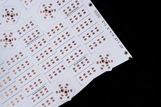 comprar PCB flexível de camada dupla com contas LED 5050RGB e OSP Antioxidante para tiras LED online manufacture