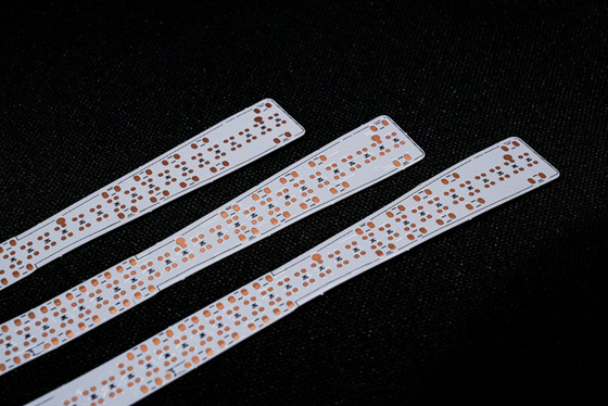 Placa de circuito flexível em forma de 2835 b Fabricante de PCB flexível de dupla face Montagem de placa de circuito impresso Lâmpada de mesa LED FPC SMT circuito impresso eletrônico
