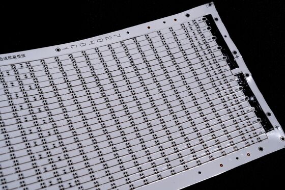 Placa de Circuito Flexível de Chip em FPC Multicamadas para Instrumentos Eletrônicos e Tira de LED Colorida